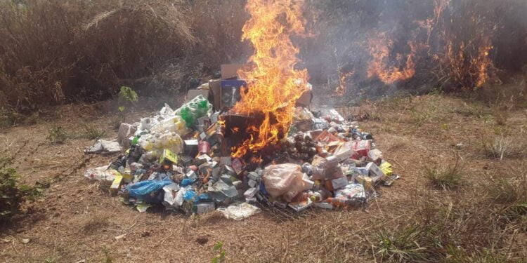 Kerouané : plusieurs produits prohibés incinérés