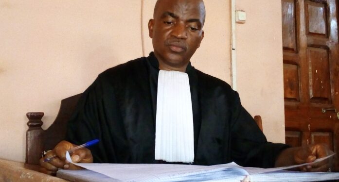 Kankan/Manif pour le retour d’Alpha Condé : des peines de 3 à 6 mois assorties de sursis requises contre les prévenues