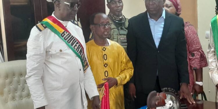 Gouvernorat de Kankan: Au-revoir Aboubacar Diakité,bonjour colonel Moussa Condé (Passation)