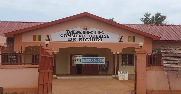 Mairie/Siguiri : des jeunes demandent le départ du Président de la délégation spéciale