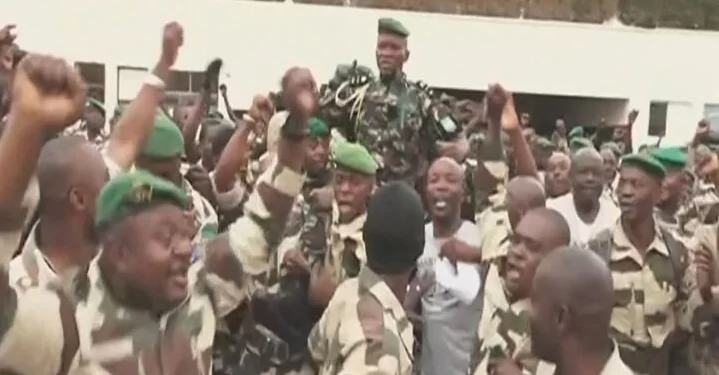 Gabon: qui est le général Brice Oligui Nguema, désigné président de la Transition par les putschistes?