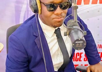 Tribune :  » la Jeunesse Guinéenne, Prisonnière de ses Propres Chaînes » (par Facely Sanoh