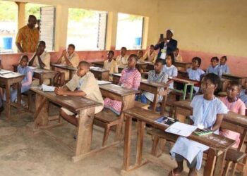 Examen (CEE) en Guinée : 173 185 sont déclarés admis, soit un taux de 58, 65%.