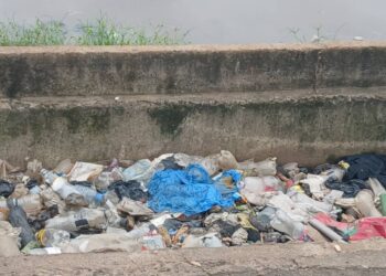 GUINÉE : Les déchets plastiques, une problématique environnementale malgré le décret présidentiel