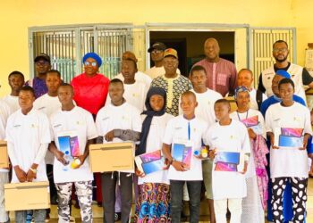 Kankan : 17 lauréats du CEE et du BEPC de la Région récompensés par l’ANSUTEN.