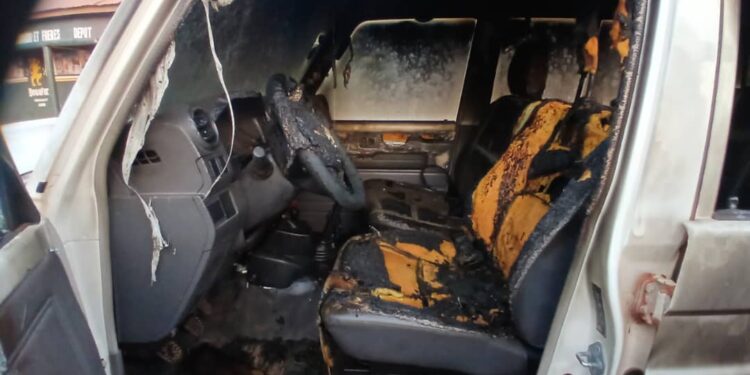 Siguiri : Des heurts et actes de vandalisme signalés après l’interpellation d’Aly Thiam  