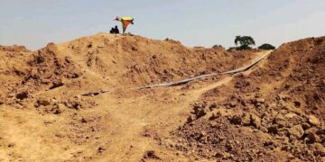 Siguiri : Les sages des treize cantons dénoncent l’usage des machines “poclains” dans les mines artisanales