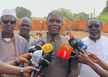 Guinée : la société cotonnière dans la dynamique d’une relance effective « cette relance ne souffrira d’aucune ambiguïté », rassure le DG Moussa Doumbouya