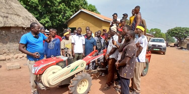 Kankan : Fin de la formation des cotonculteurs à l’usage des motoculteurs à Bankalan