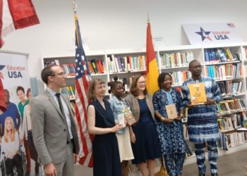 D’où est vénu le nom compôsé « Kaba Diakité » ? Sansy Kaba révèle dans son livre « N’fa »