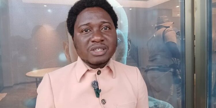 Guinée : Le juriste Faya Samy Kamano questionne l’effectivité du droit à l’eau