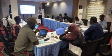 Guinée : CFI outille les journalistes dont ceux de Batè FM à la lutte contre le désordre informationnel