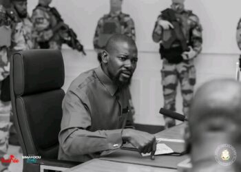 Guinée : le Président Mamadi Doumbouya met l’accent sur la souveraineté économique en stoppant l’exportation de l’or brut