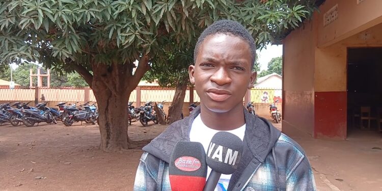 BEPC 2026 à Kankan : 2ᵉ de la région, Daouda Barry croit au travail et rêve de devenir ingénieur