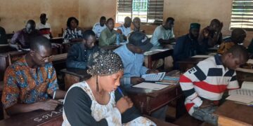 Recrutement de 6 000 enseignants à la fonction publique en Guinée : « Il n’y a plus de possibilité de changer », martèle la ministre Djénabou Touré